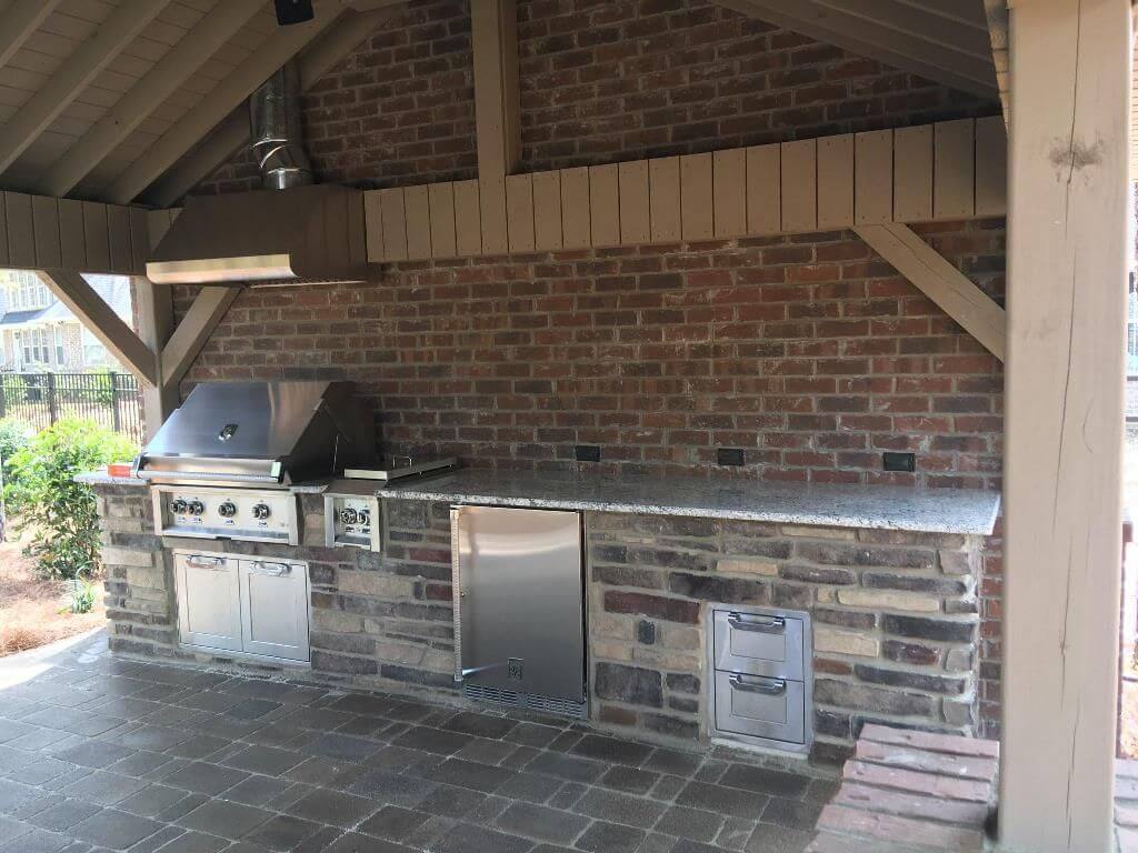 Outdoor kitchen