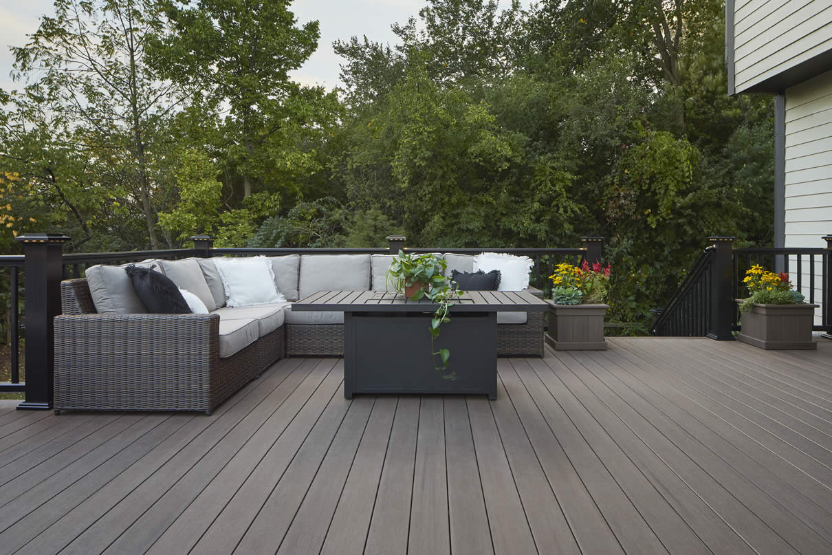 TimberTech AZEK deck builder recommendations