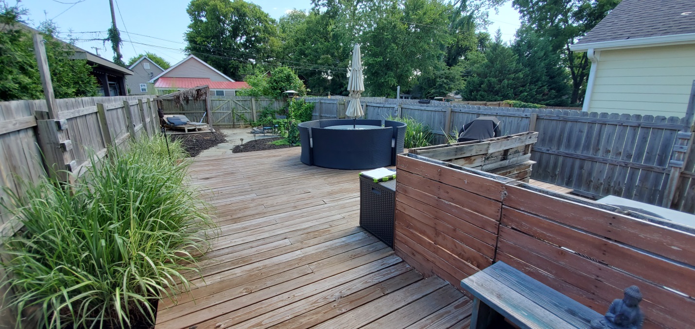 Before Deck in Nashville