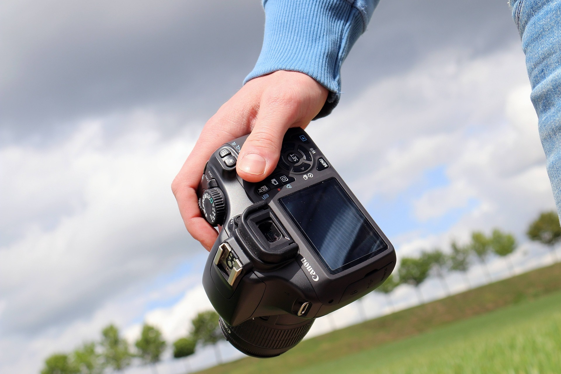 taking a picture from a good angle