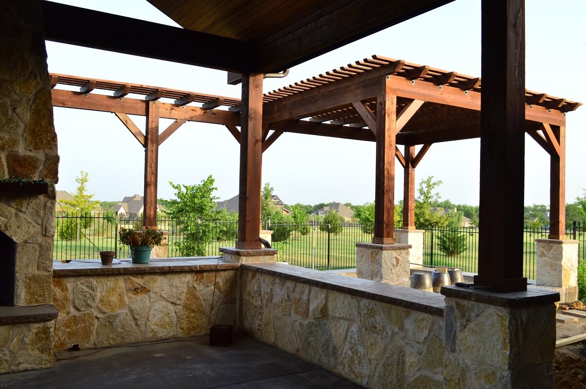 patio with pergola