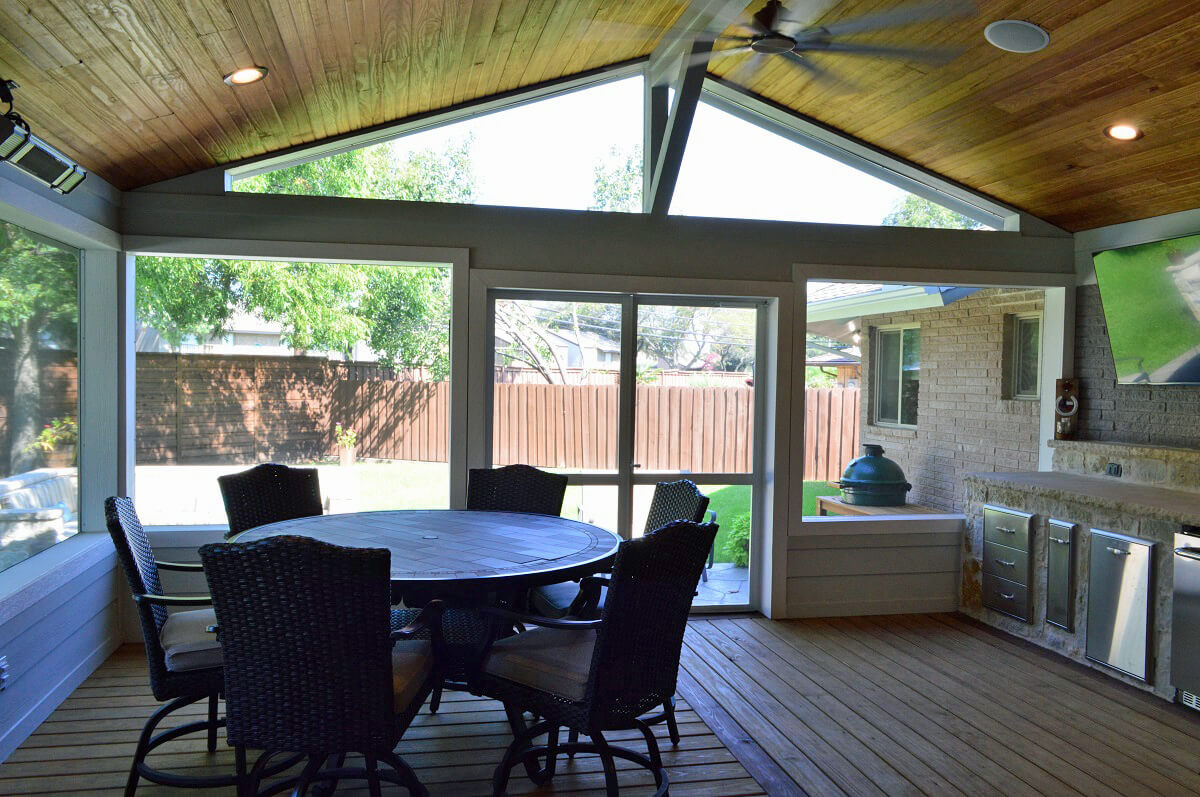 Lovely-and-livable-screened-porch-interior