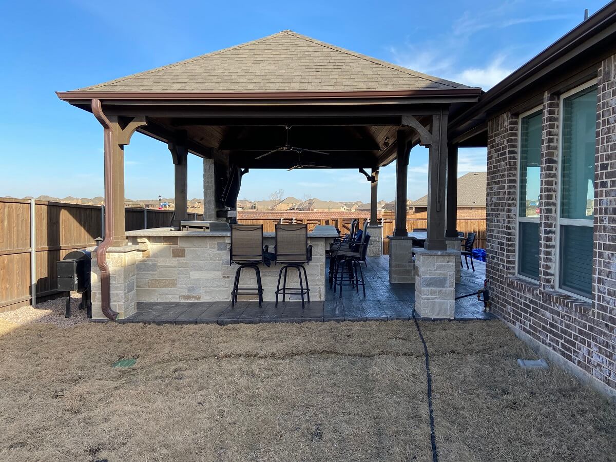 Fate, TX, Homeowners Order Up Perfect Covered Patio for New Home