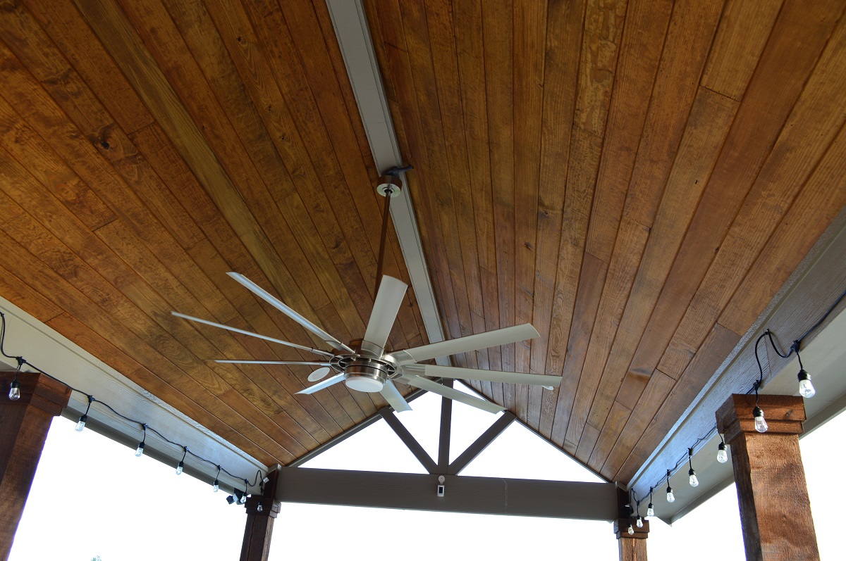 covered patio with tongue and grooce ceilling