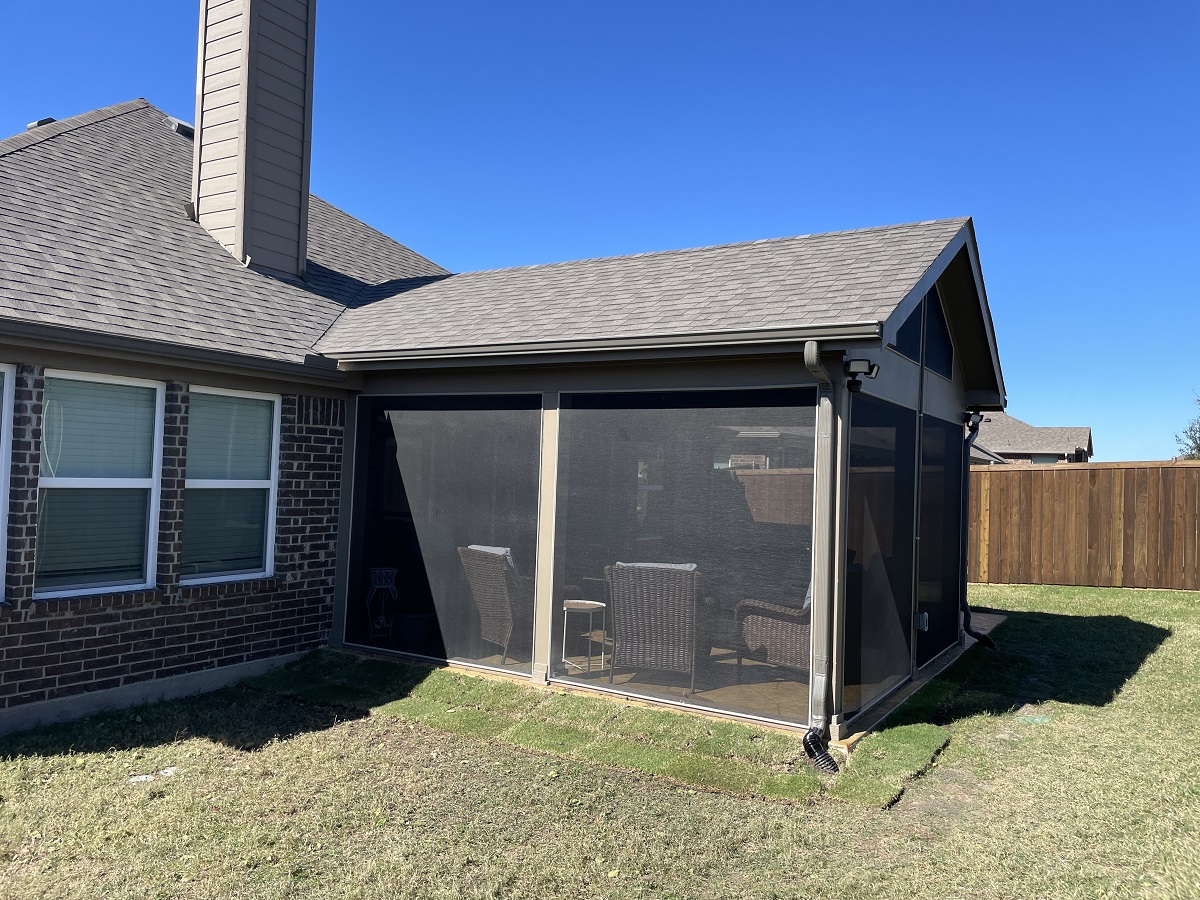 Fate TX Screened Porch Side View Archadeck