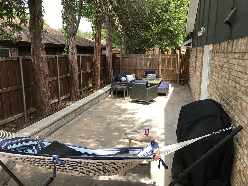 Plano TX Patio Using Belgard Pavers