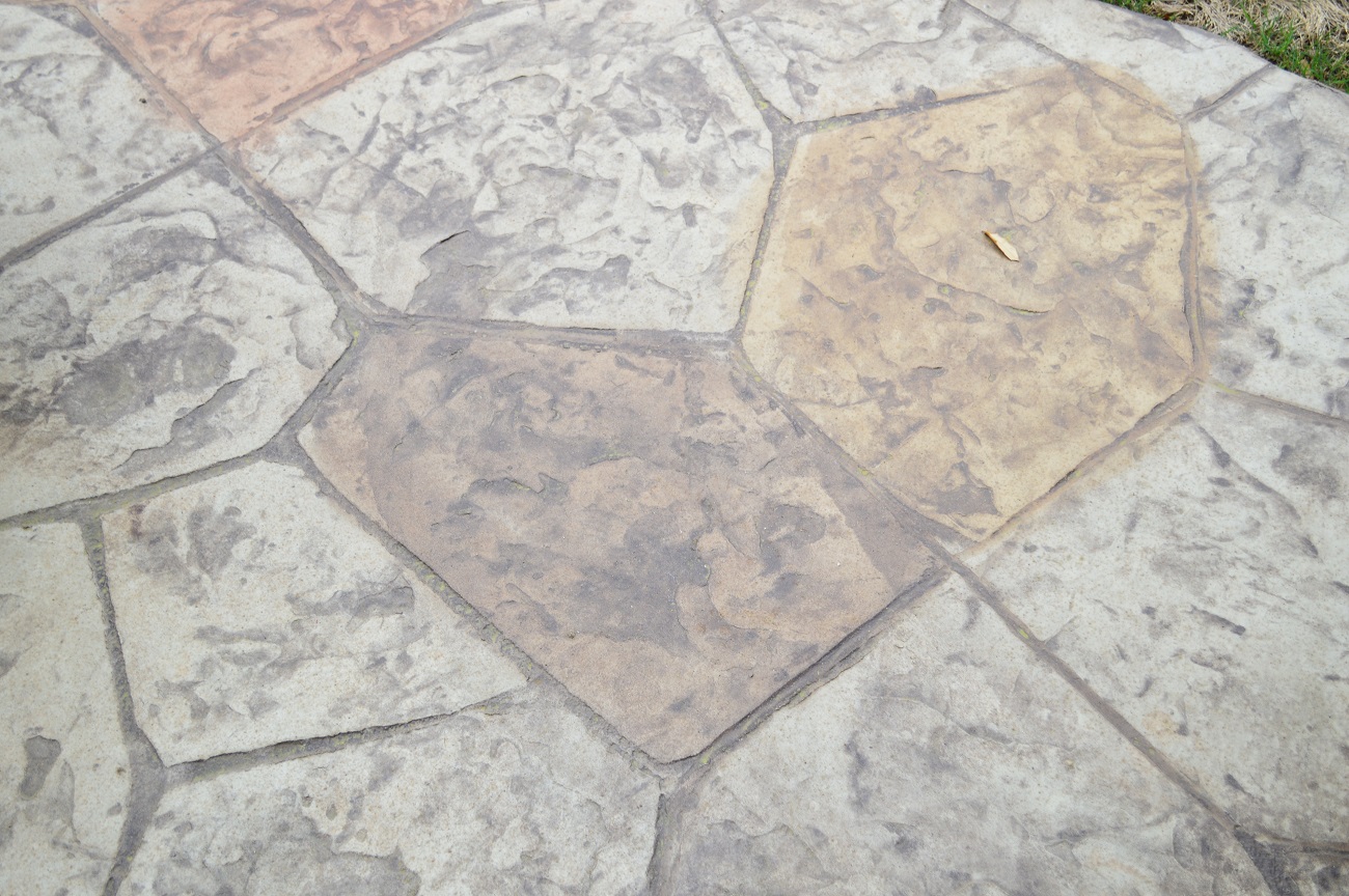 stain and stamp patio builder