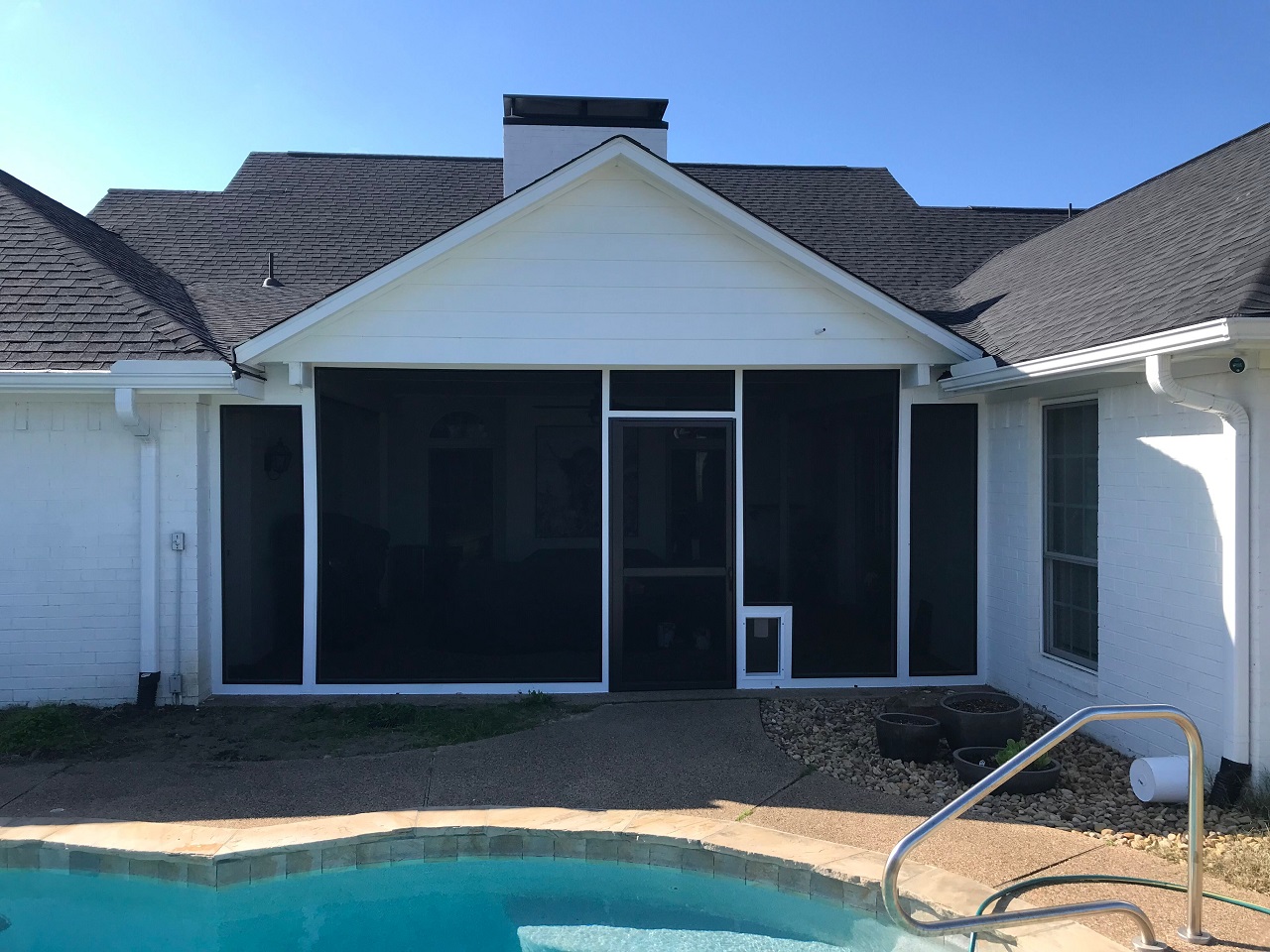royce city screened in poolside patio