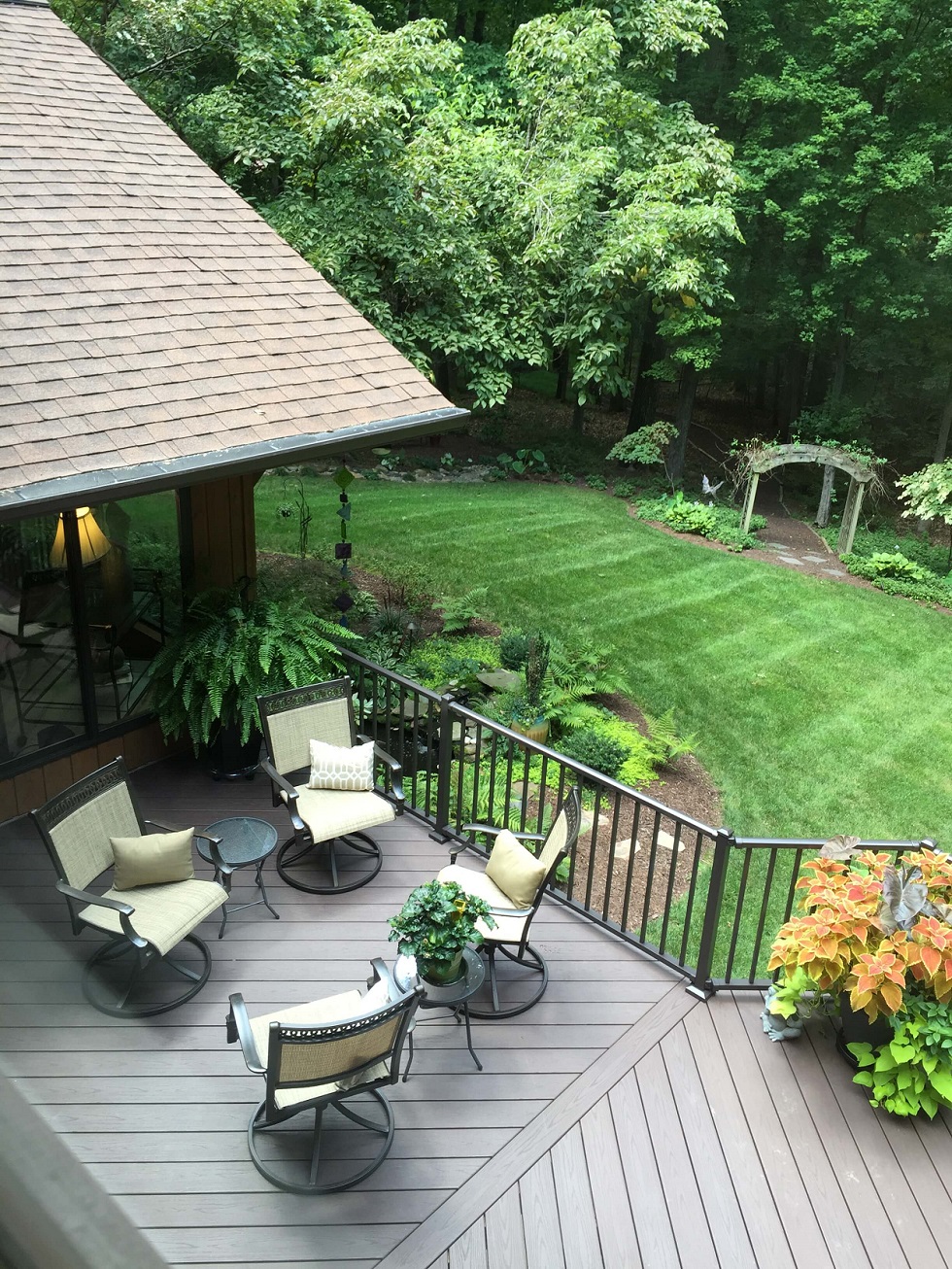 three seasons outdoor living and landscaping on Composite Low Maintenance Decks Archadeck Outdoor Living