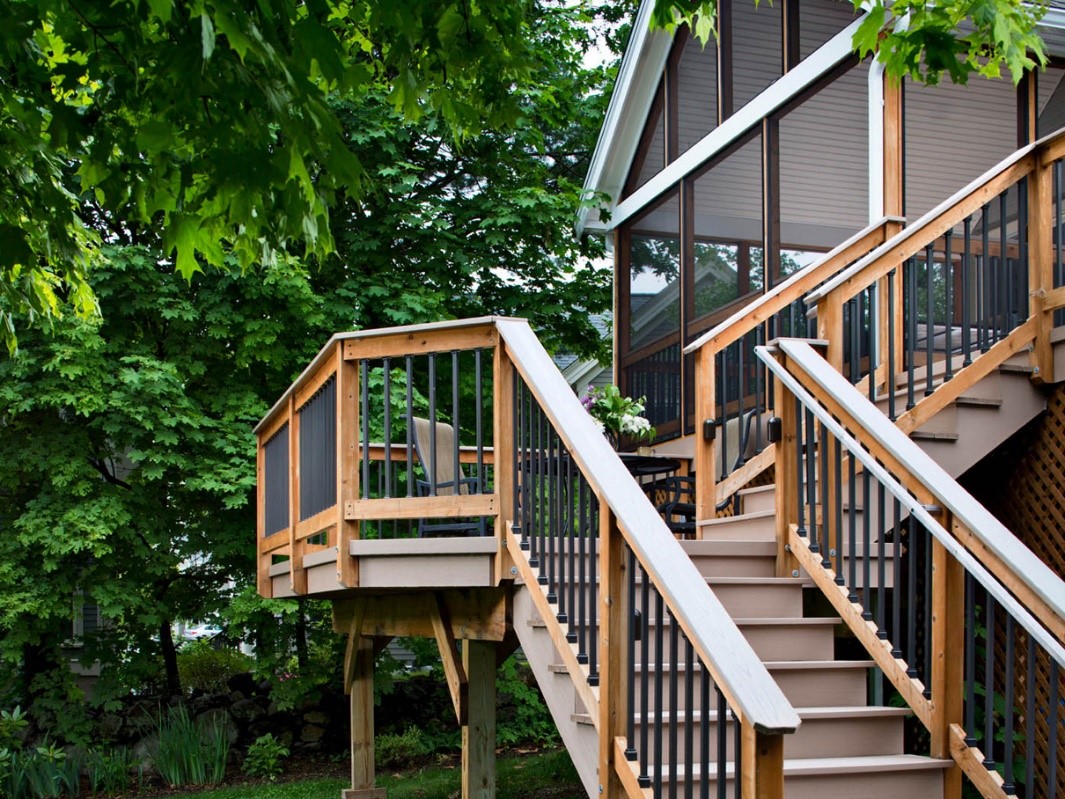 Summerfield deck and screen porch