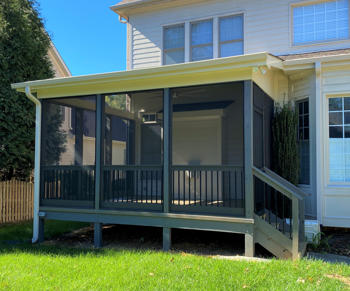 Screened in porch