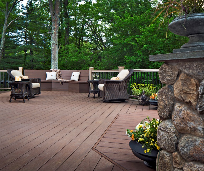 Low Maintenance Decking as a Redecking Option