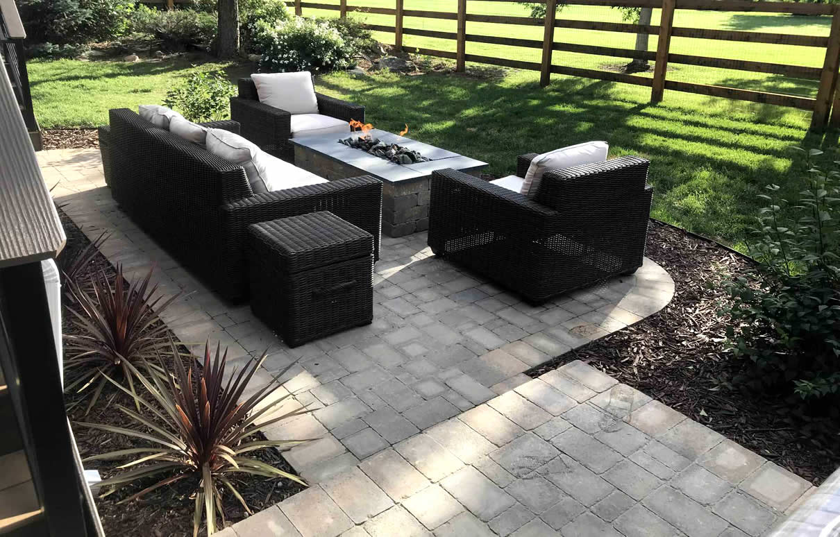 patio builders near me