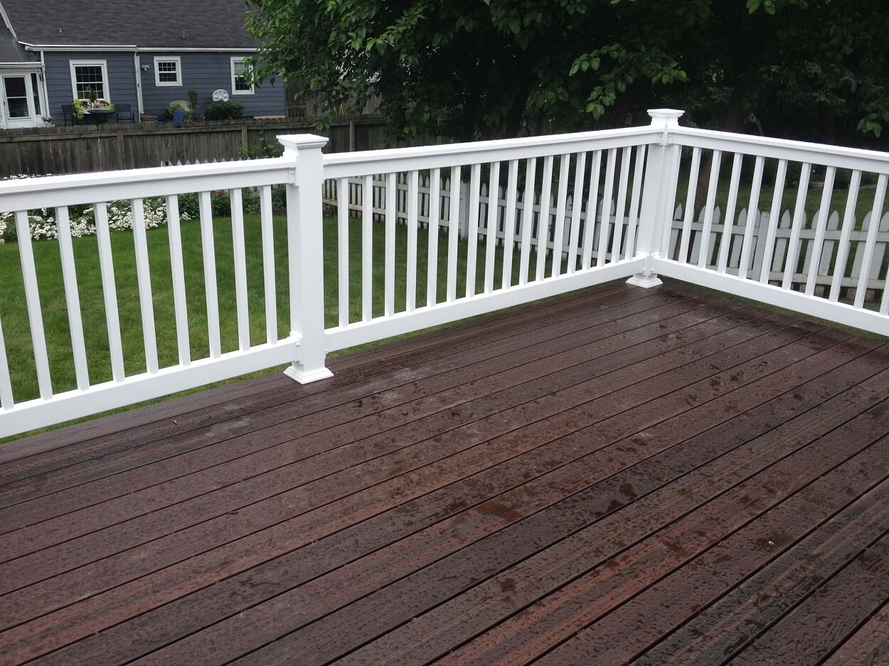 Deck with white railing