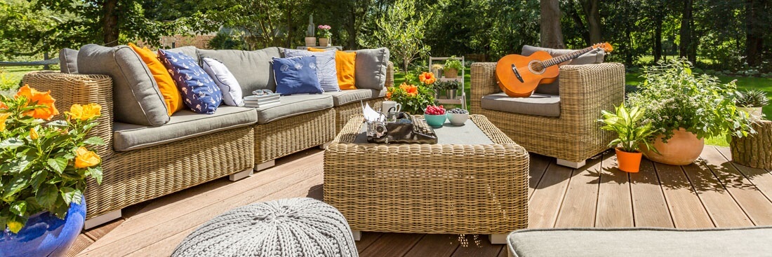 custom deck living space