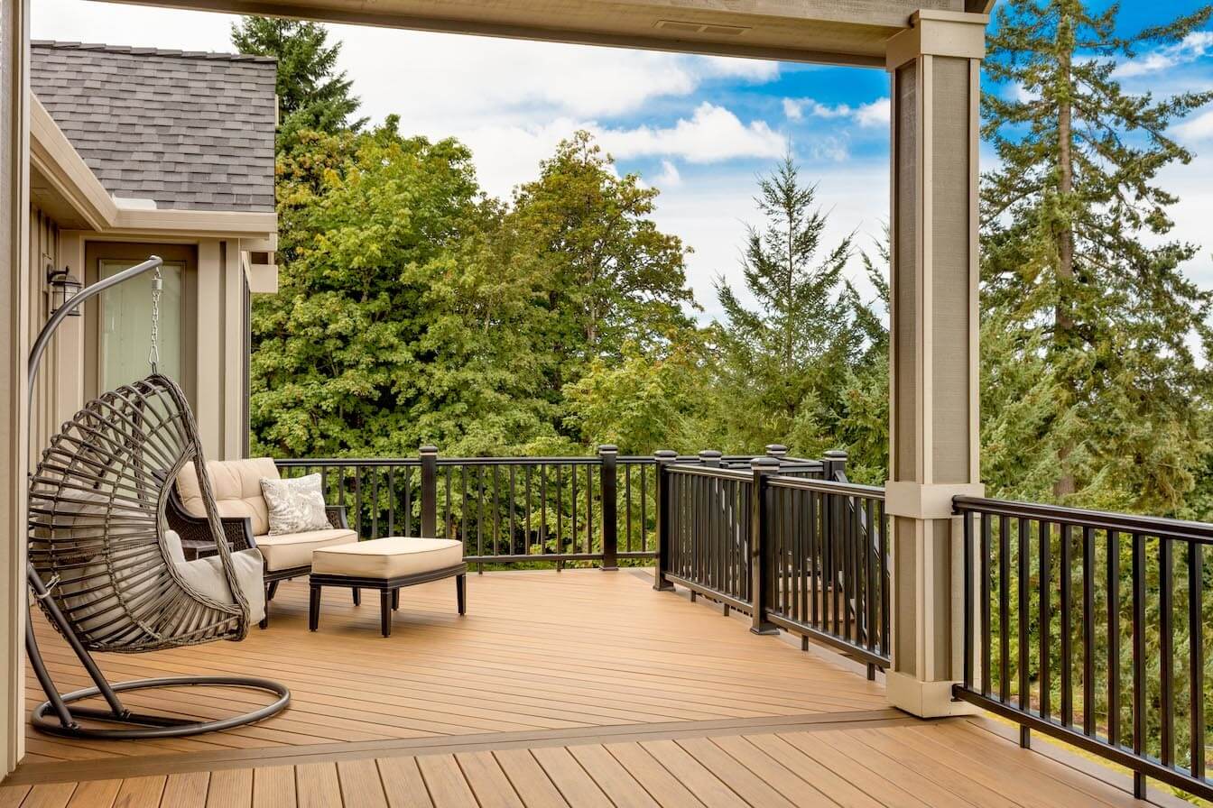 custom deck living space