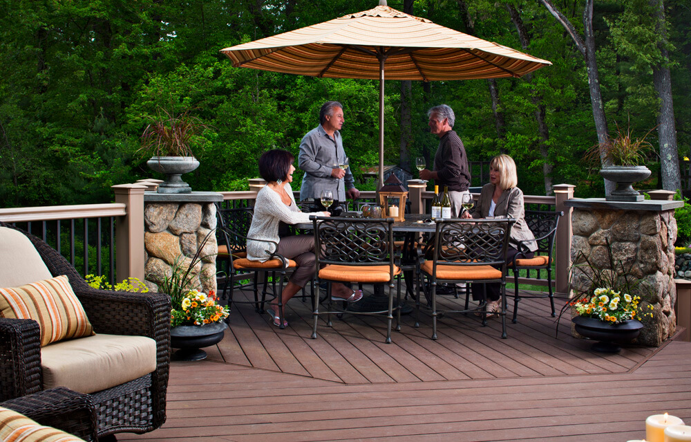 Custom outdoor living