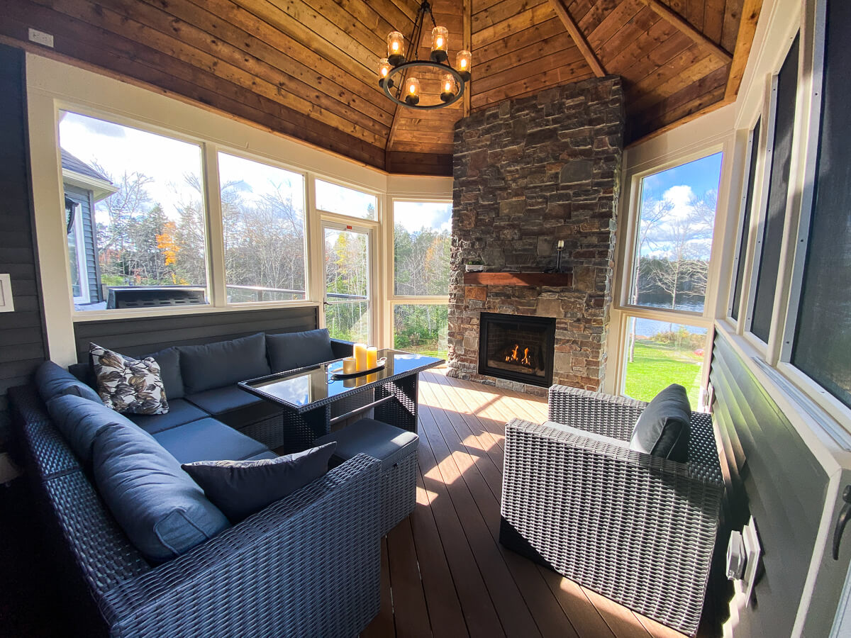 Screened Room with Fireplace and Furniture