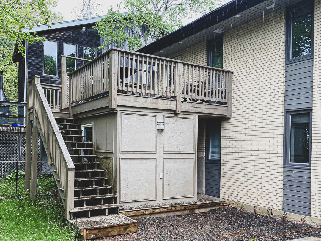 before sunroom addition