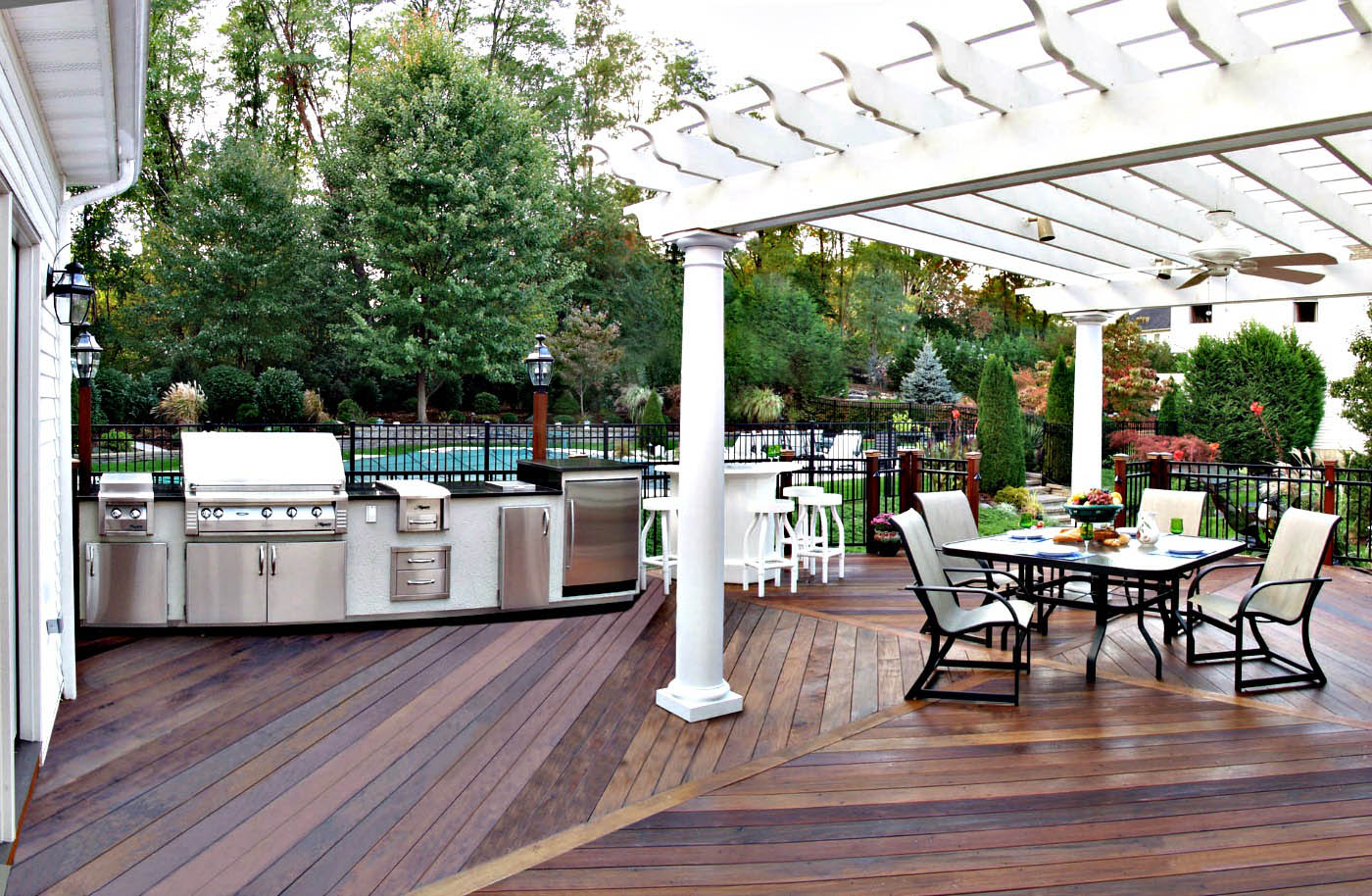 Outdoor Kitchens | Photo Gallery