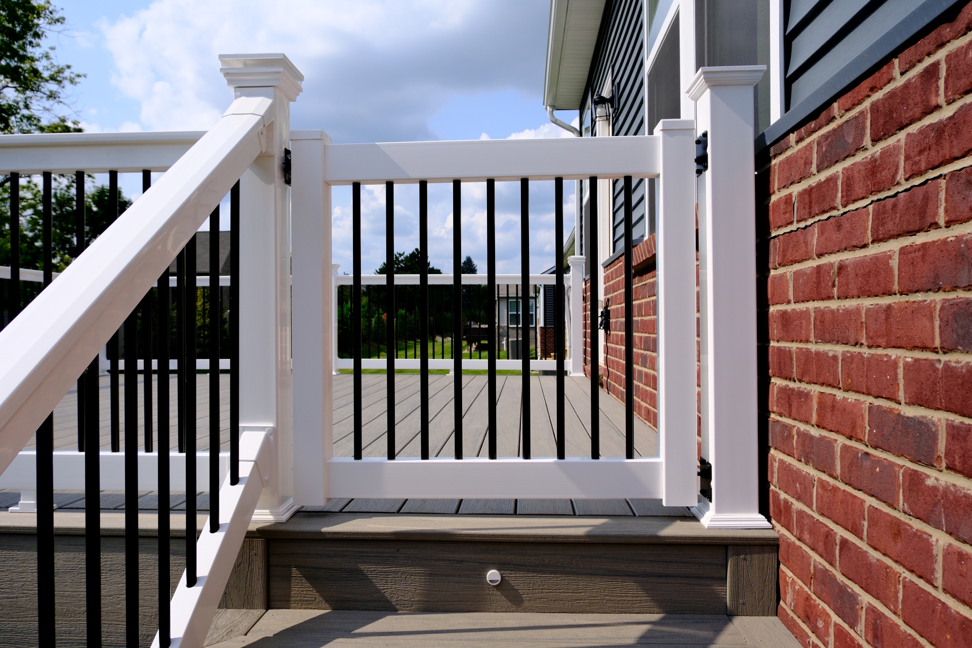 deck gate