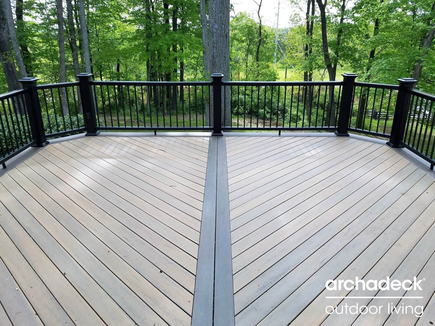 Lookout Mountain Low Maintenance Deck
