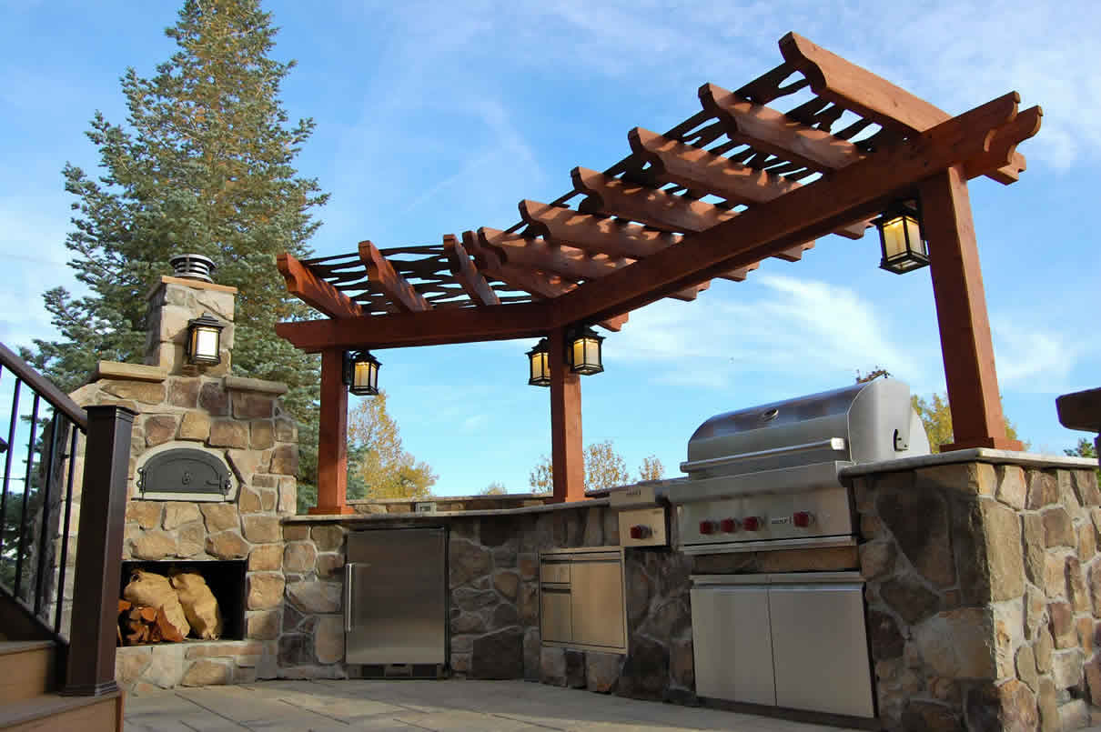 outdoor kitchen patio builders near me