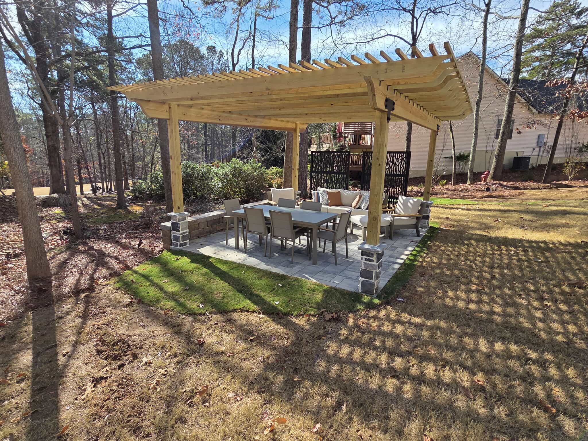 villa-rica-pergola-patio-contractor