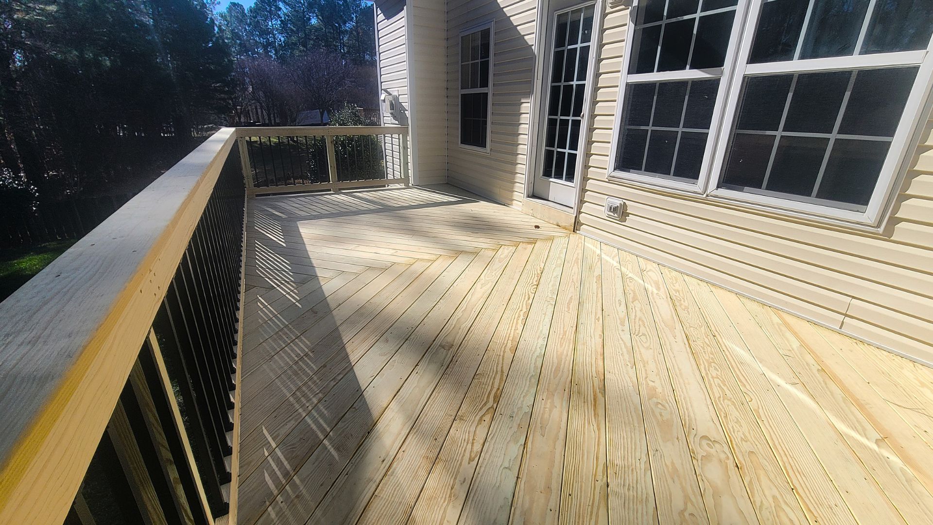 wooden deck builders