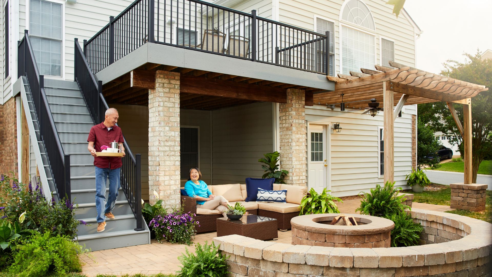 outdoor living space professional build company