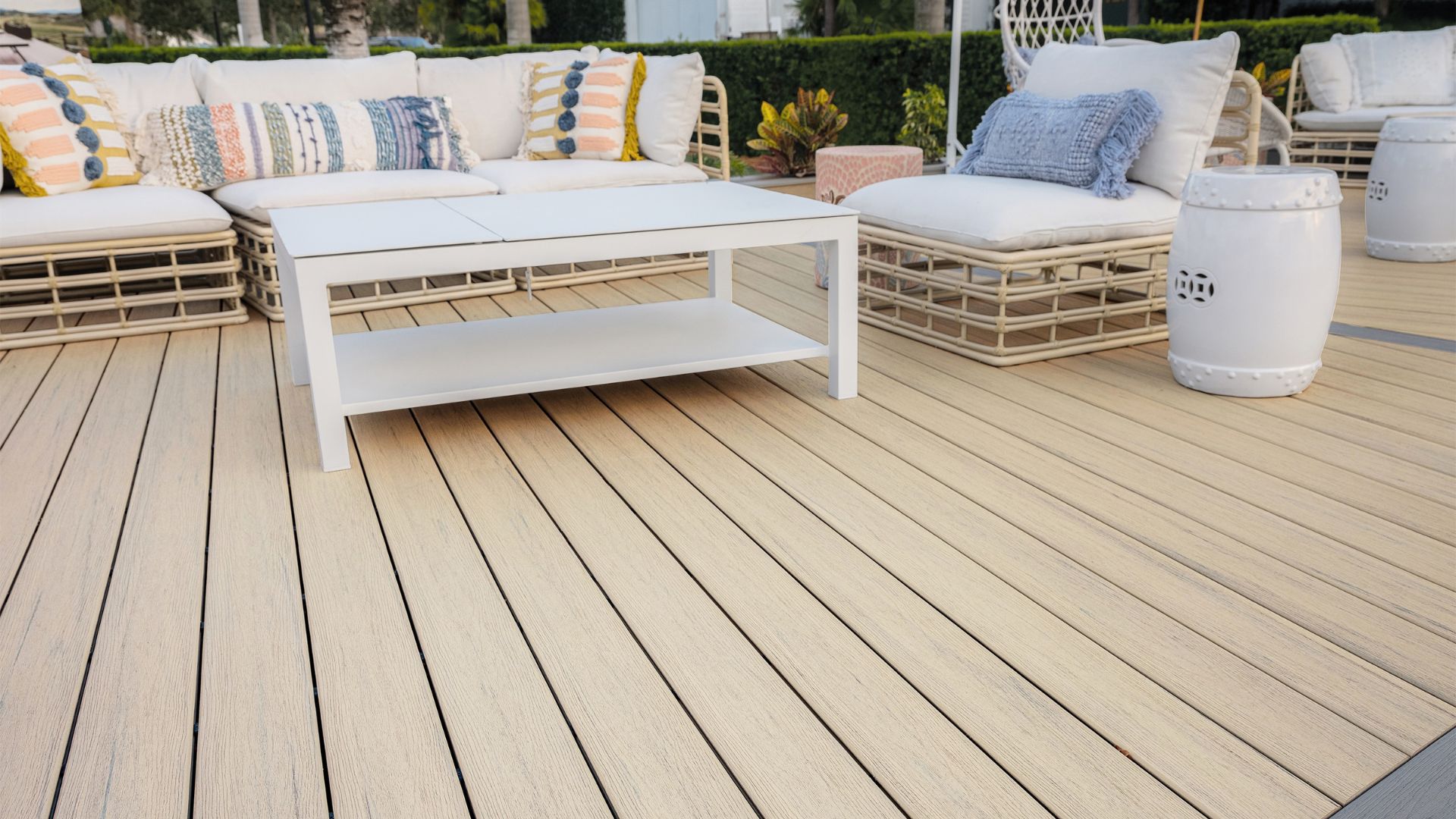 low maintenance outdoor living space designs